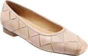 Trotters Hanny Ivory Fashion Slip On Casual Square Toe Ballet Flats Shoes 8.5
