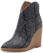 Jessica Simpson Crais Pointed Toe Platform Heeled Wedge Bootie Black White Plaid