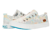 Blowfish Malibu Play Babydoll Tie Dye Slip On Rounded Toe Fashion Sneaker