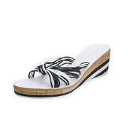 Cecelia New York Spinner Black/White Slip On Flower Strap Fashion Sandals