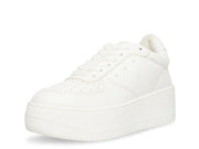 Steve Madden Rockaway White/Silver Lace Up Rounded Toe Low Top Fashion Sneakers