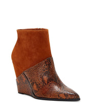 Jessica Simpson Huntera Fashion Boot Dark Tan Suede Snake Wedge Bootie