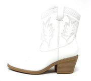 SODA Picotee White Pu Pointed Toe Block Heel Ankle Western Stitched Boots