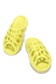 Cape Robbin Pond Yellow Slip On Wedge Pool Slide Rubber Mule Sandals